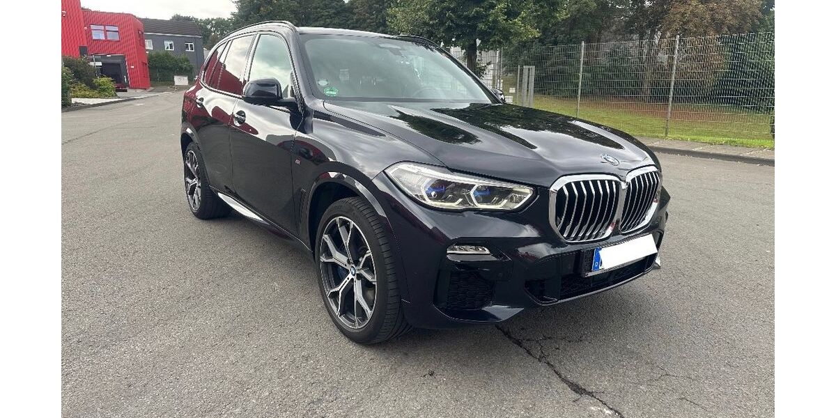 BMW X5 163.890 km 43.900 &euro; Remscheid 42853