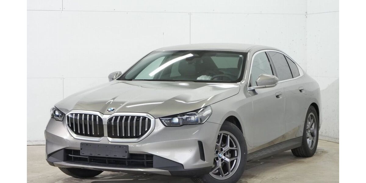 BMW 520 23.179 km 48.440 &euro; Bochum 44809