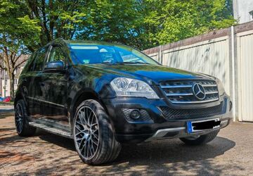 Mercedes-Benz ML 320 150.800 km 10.500 &euro; Herne 44649