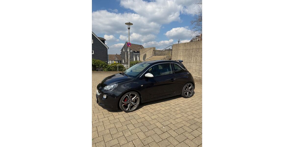 Opel Adam 92.700 km 12.900 &euro; Wermelskirchen 42929