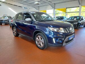 Suzuki Vitara 1.6 Limited 4x4 Pano Navi SHZ Kam 59.300 km 16.740 &euro; HAAN 42781
