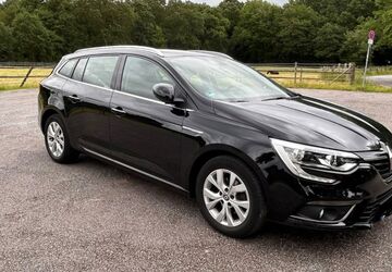 Renault Megane 76.152 km 11.890 &euro; Oberhausen 46149