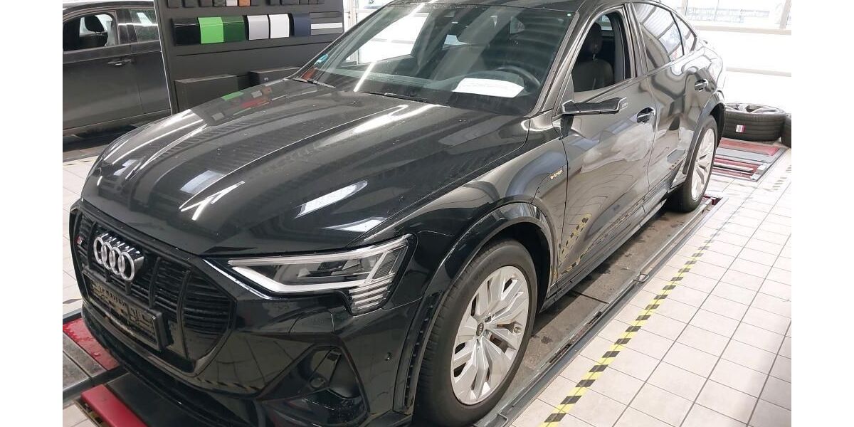 Audi e-tron 31.837 km 43.845 &euro; Hagen 58091