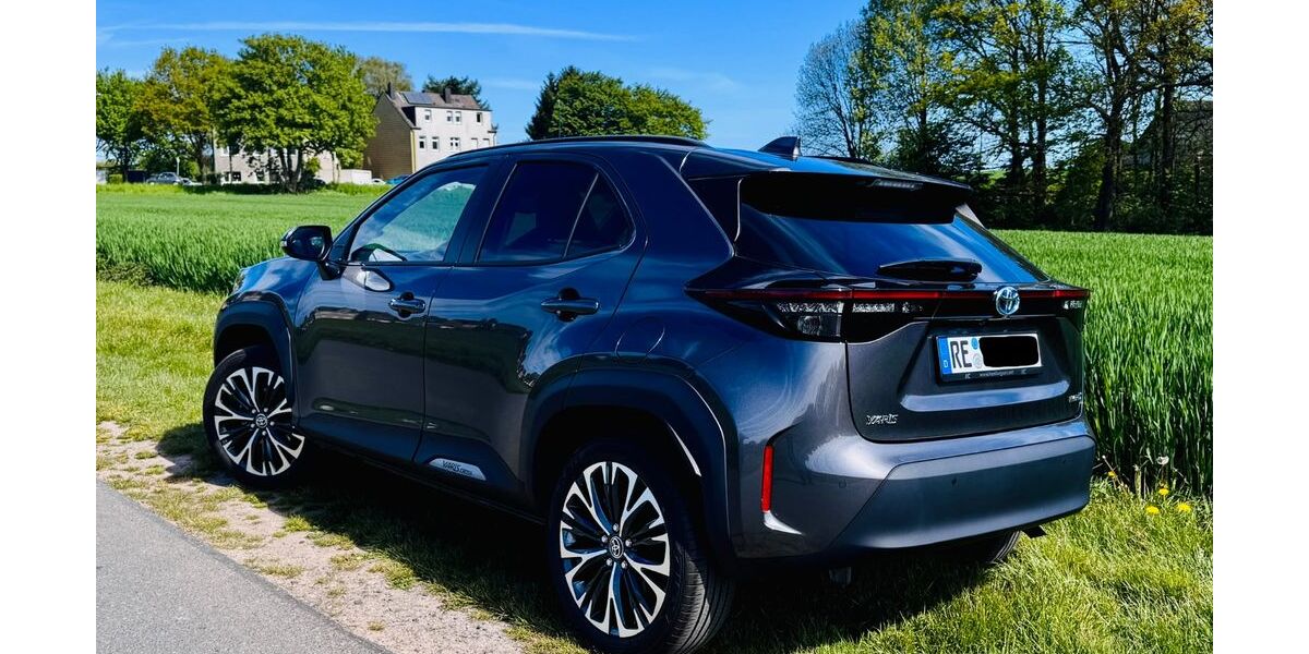 Toyota Yaris Cross 5.481 km 25.399 &euro; Herten 45701