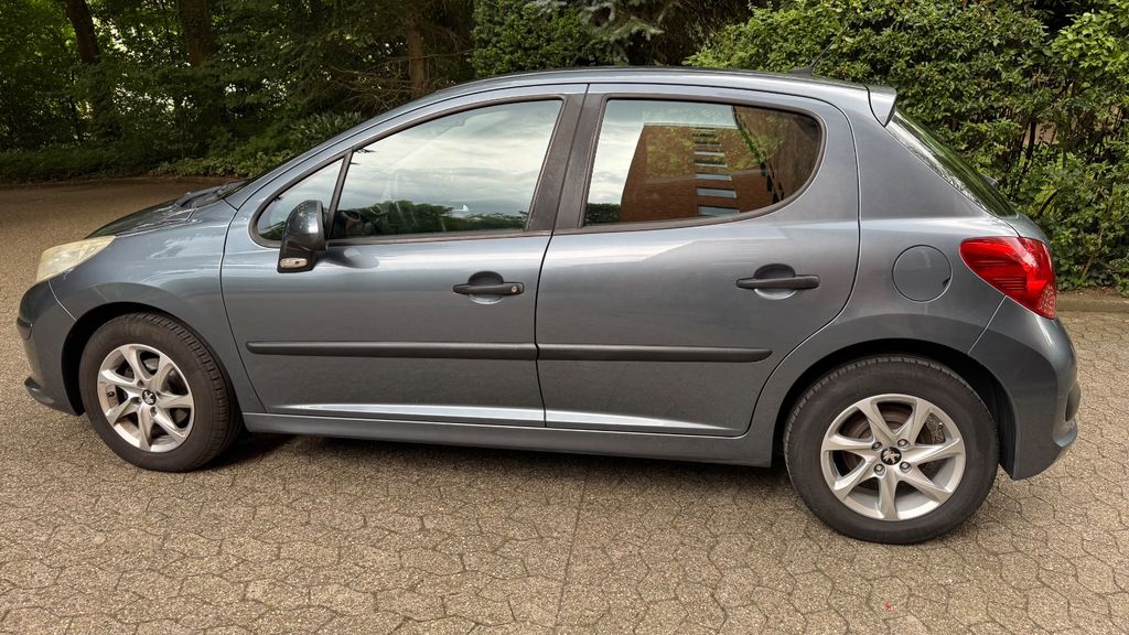 Peugeot 207 87.000 km 2.999 &euro; Erkrath 40699