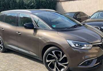 Renault Scenic 121.444 km 14.290 &euro; Solingen 42719