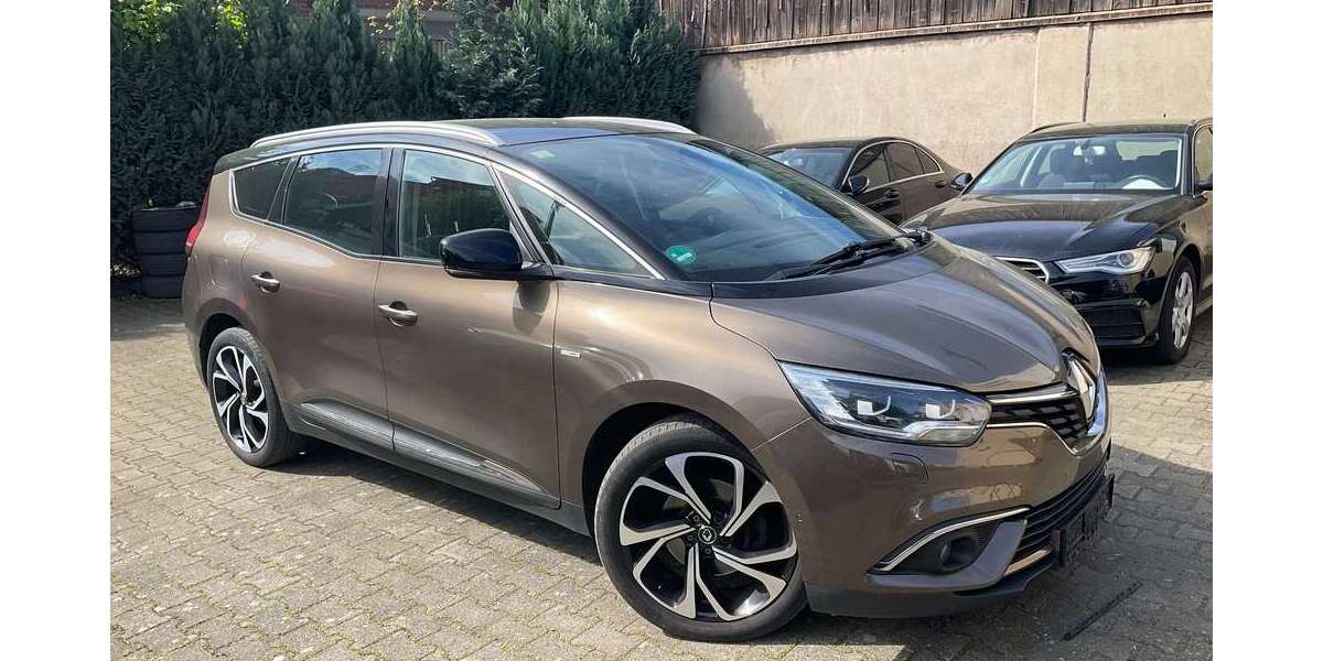 Renault Scenic 121.444 km 14.290 &euro; Solingen 42719