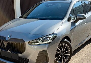 BMW 218 215.000 km 22.840 &euro; Düsseldorf 40468