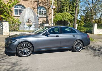 Mercedes-Benz E 220 286.000 km 17.900 &euro; Solingen 42659