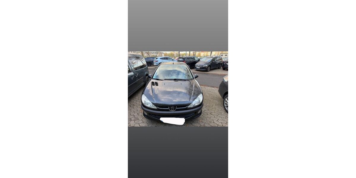 Peugeot 206 135.194 km 700 &euro; Düsseldorf 40239
