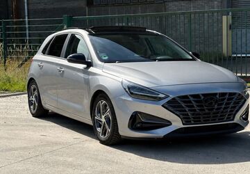 Hyundai i30 98.000 km 17.900 &euro; Hattingen 45529