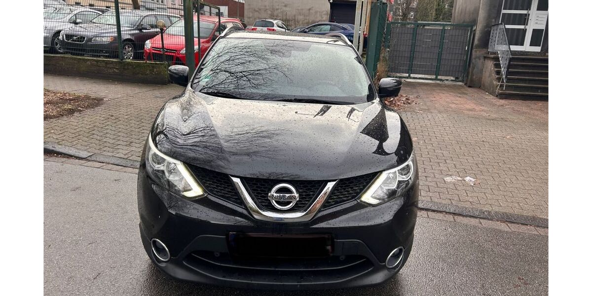 Nissan Qashqai 23.500 km 12.490 &euro; Gelsenkirchen 45889