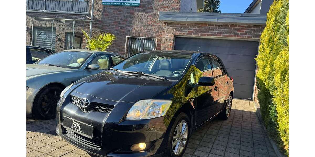 Toyota Auris 200.000 km 3.650 &euro; Solingen 42651