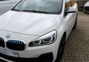 BMW 225 Active Tourer 102.744 km 14.950 &euro; Mülheim a.d.Ruhr 45472