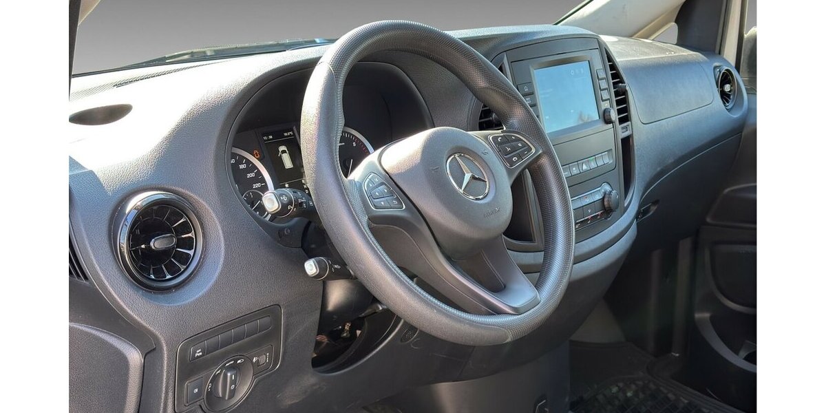 Mercedes-Benz Vito 114 CDI extralang Tourer Autom.Navi Kamera 131.129 km 25.900 &euro; Wuppertal 42327