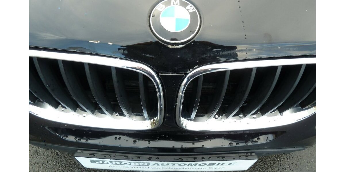 BMW X3 2.0 D x drive Autom. Pano Leder Lachschäden 313.000 km 7.900 &euro; Ratingen 40885