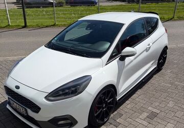 Ford Fiesta 127.000 km 14.300 &euro; Hückeswagen 42499