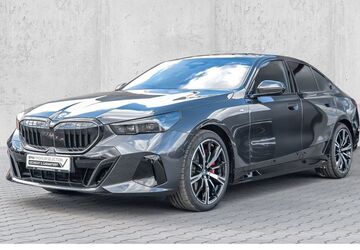 BMW 540 6.600 km 71.890 &euro; Velbert 42553