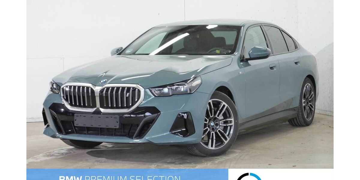 BMW i5 12.742 km 63.630 &euro; Mülheim 45472