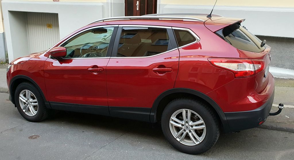 Nissan Qashqai 77.000 km 10.800 &euro; Wuppertal 42277